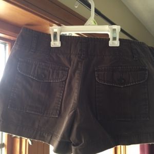 brown gap shorts